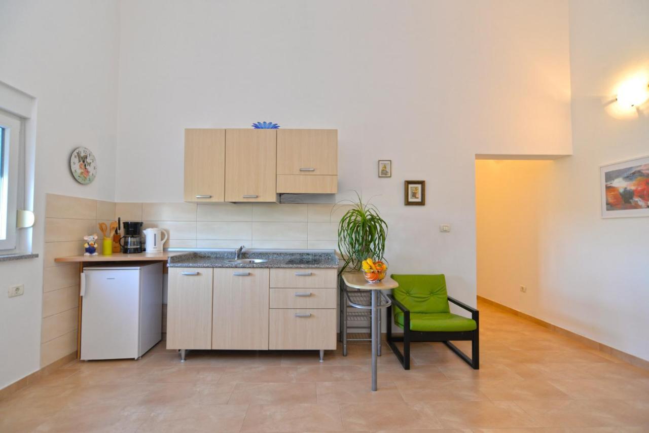 Apartments Bernarda 1773 Banjole Eksteriør bilde