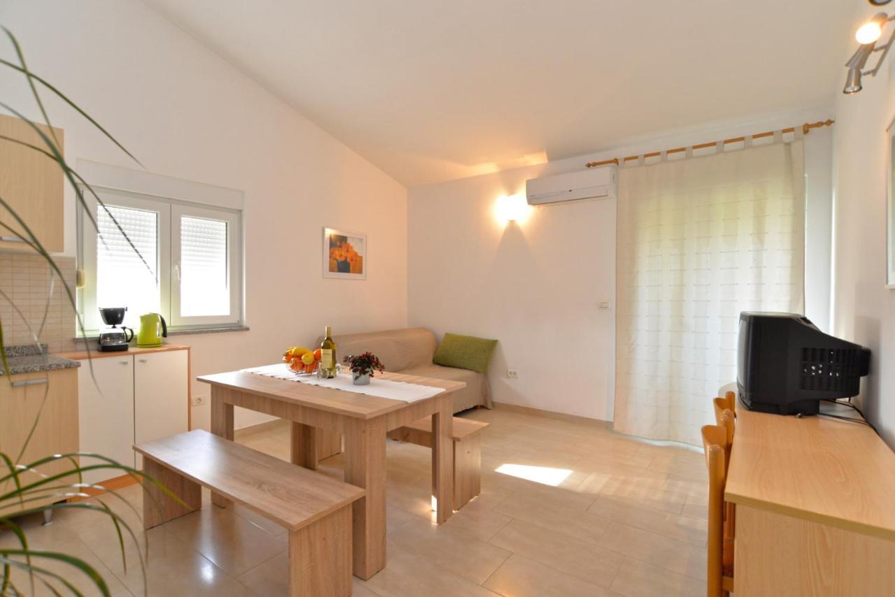 Apartments Bernarda 1773 Banjole Eksteriør bilde