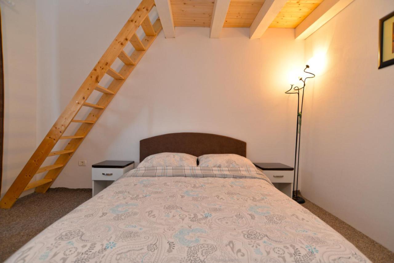 Apartments Bernarda 1773 Banjole Eksteriør bilde